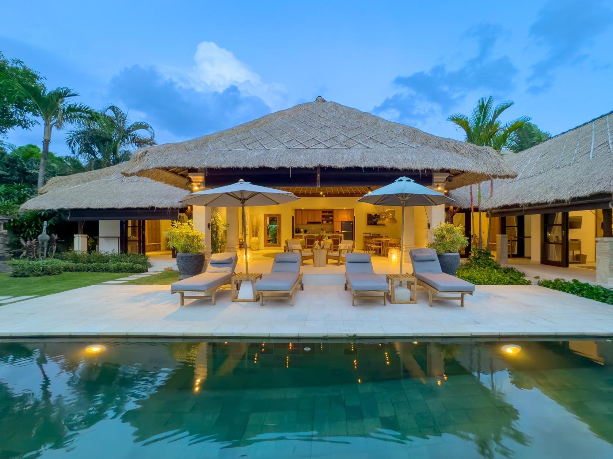 فيلا Bugis Seminyak الغرفة الصورة
