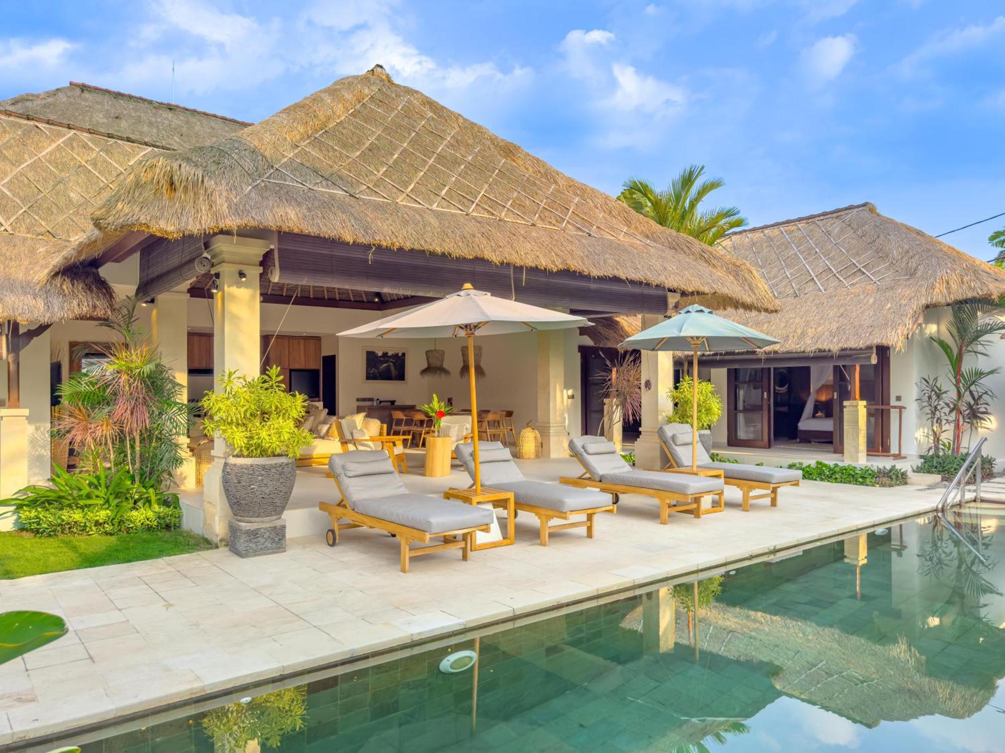 فيلا Bugis Seminyak الغرفة الصورة