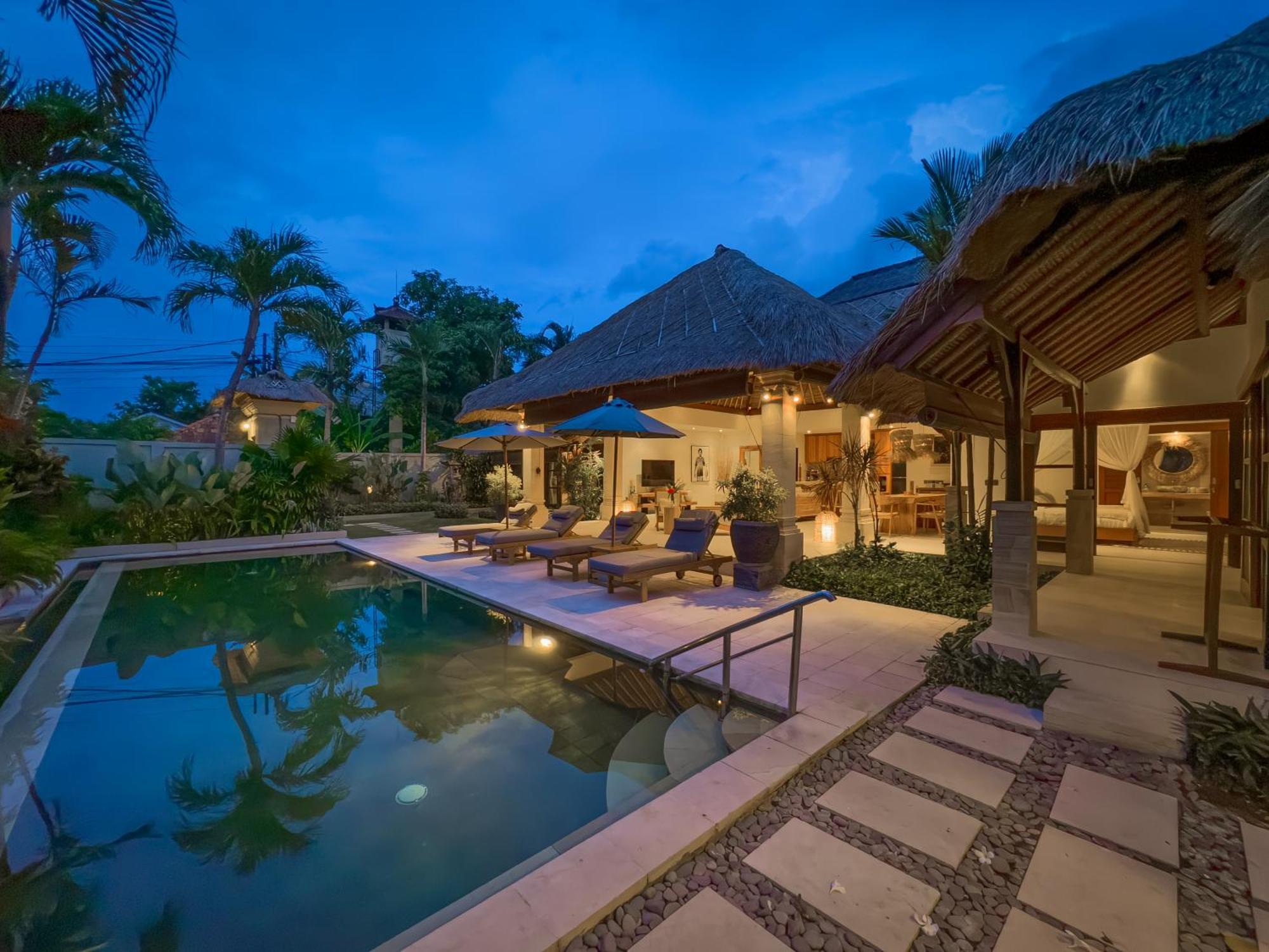 فيلا Bugis Seminyak الغرفة الصورة